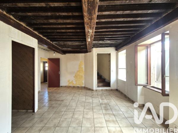 Immeuble à vendre 207 m² Le Vernet-Chaméane