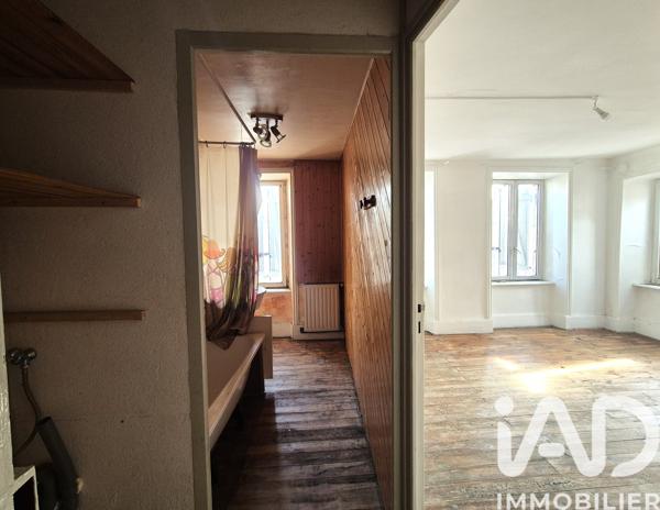 Immeuble à vendre 207 m² Le Vernet-Chaméane