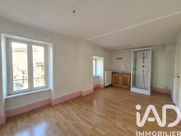 Immeuble à vendre 207 m² Le Vernet-Chaméane