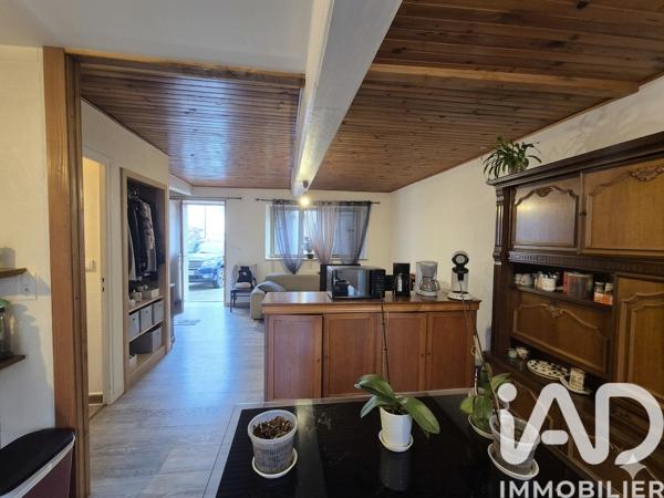 Immeuble à vendre 207 m² Le Vernet-Chaméane