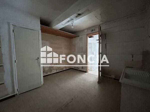 Location Local commercial 1 pièce 49.4 m² - 4 RUE JEAN AICARD Toulon 83000