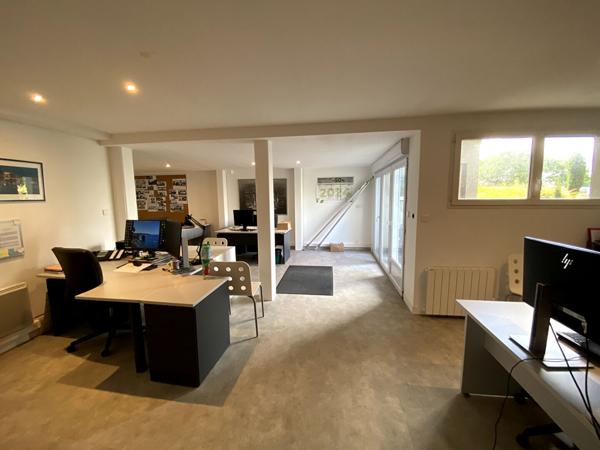 A LOUER : Très beaux bureaux 116 m2 - NANTES NORD - possibilité de signalétique sur axe passant