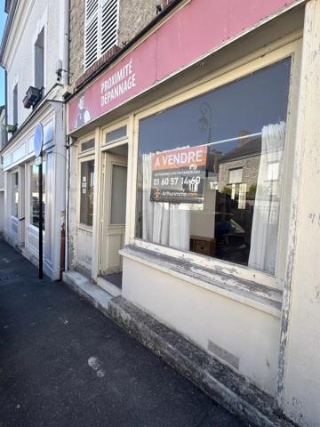 Vente                                                      Fonds de commerce
                        
                     1 pièces                      19 m2                     à Avon