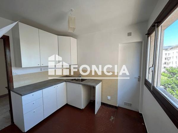 Location Appartement 2 pièces 57.2 m² - 33 RUE DE LA HALTE Ermont 95120