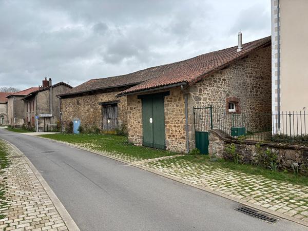 Maison
         5 pièces
        - 159 m² 134 000 € *
