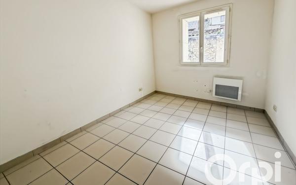 Appartement à louer    5 pièces • 103,10 m2 Baix