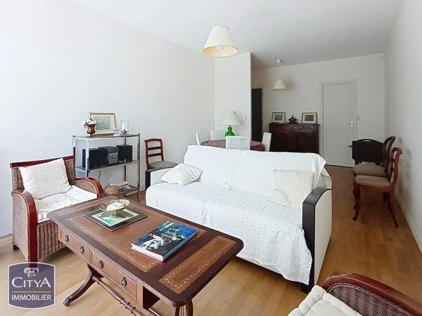 Appartement à vendre 1 pièce 43.67m² Blois (41000)