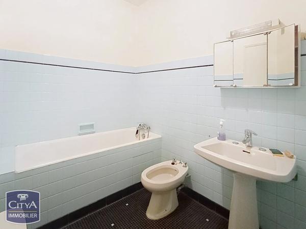 Appartement à vendre 1 pièce 43.67m² Blois (41000)