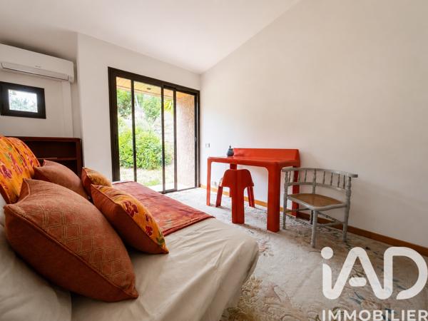 Maison à vendre 6 pièces 173,56 m² Hyères