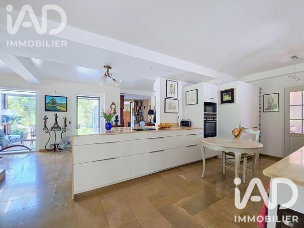 Maison à vendre 8 pièces 270 m² Tourrettes