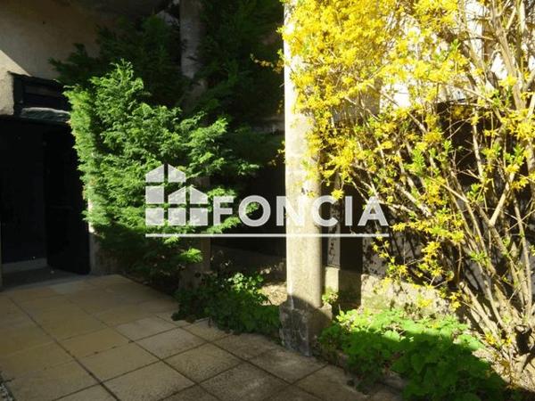 Location Maison 4 pièces 85.6 m² - 94 RUE TOUTES AURES Villeneuve De Berg 07170
