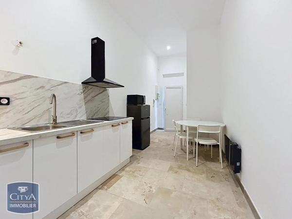 Appartement à louer 1 pièce 28.6m² Bagnols-sur-Cèze (30200)