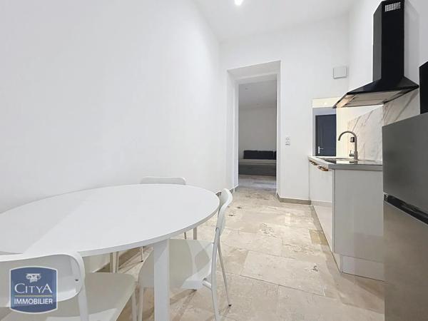 Appartement à louer 1 pièce 28.6m² Bagnols-sur-Cèze (30200)
