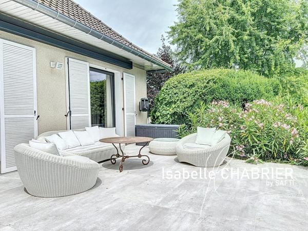 AXE DURTAL - LA FLECHE, MAISON AVEC VUE SUR LE LOIR