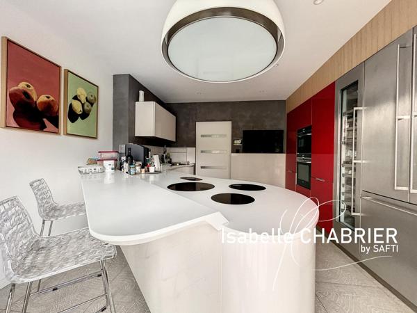 AXE DURTAL - LA FLECHE, MAISON AVEC VUE SUR LE LOIR