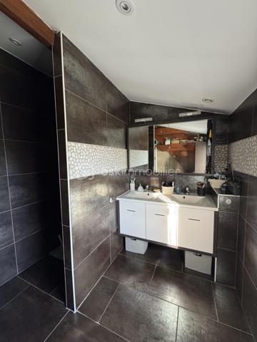 Maison contemporaine de 210 m²
