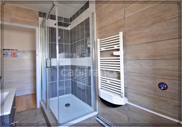 Immeuble de rentabilité/ Para-hôtellerie/ Centre ville de Hirson