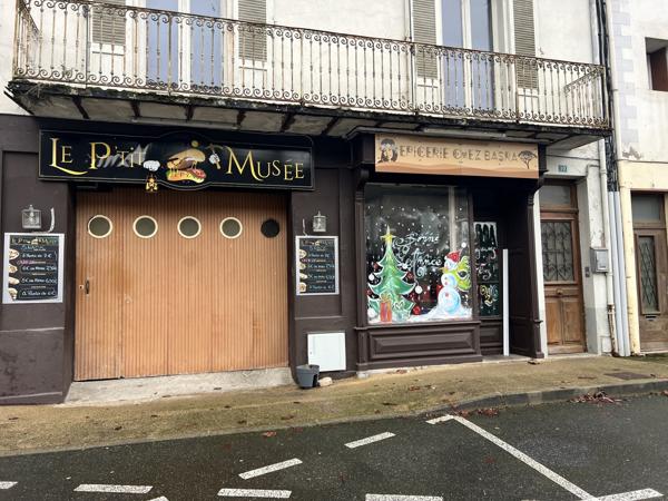 Immeuble de rapport – centre-ville d’Aubin Aveyron