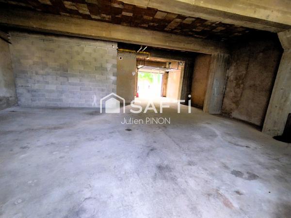 Maison et Garage et dépendance centre ville d'APT