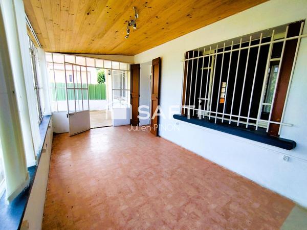 Maison et Garage et dépendance centre ville d'APT