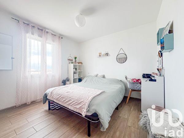 Maison traditionnelle 6 pièces de 112 m² à Claira (66530)