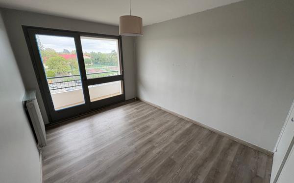 Appartement à vendre    4 pièces • 98,89 m2 Langon
