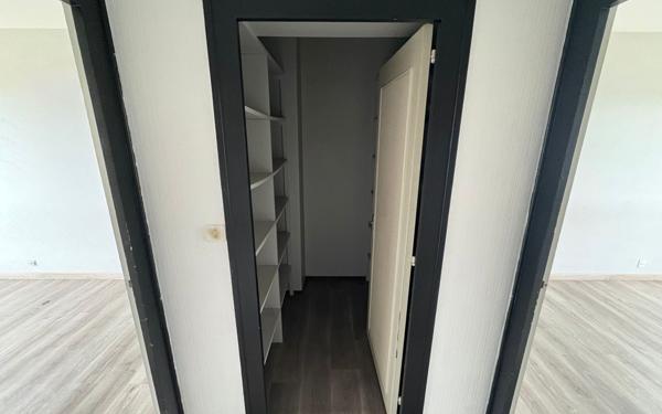 Appartement à vendre    4 pièces • 98,89 m2 Langon