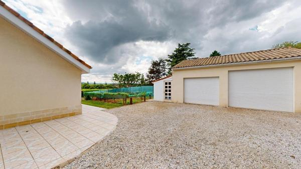 Maison d'architecte unique avec vue et lumière
