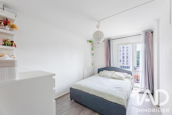 Appartement à vendre 4 pièces 75,71 m² Saint-Ouen-l'Aumône
