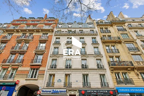 VILLIERS - BLD DES BATIGNOLLES. Studio 22m2 en étage avec ascenseur - PARFAIT ETAT