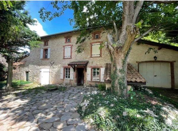 Vente Maison 5 pièces 177 m2 à Bésayes