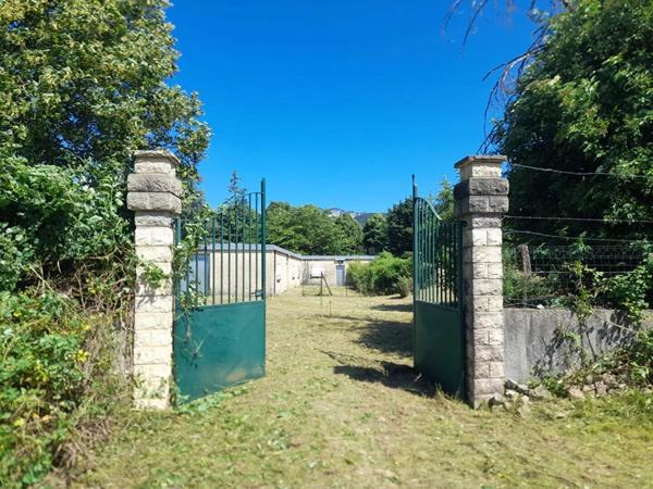 Vente Maison 5 pièces 177 m2 à Bésayes