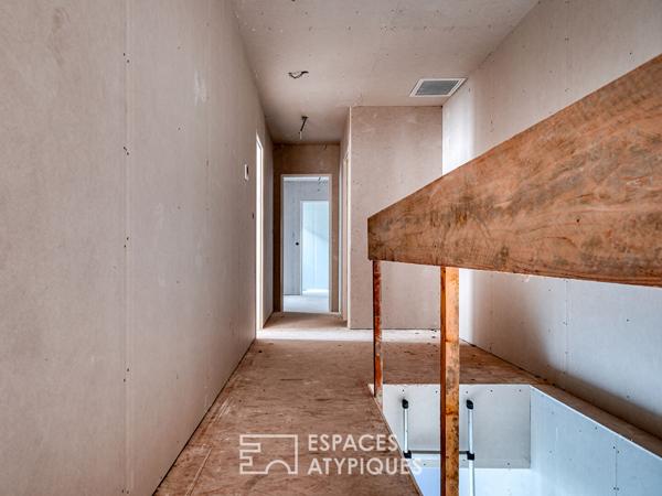 Anciennes écuries revisitées, au coeur d’un quartier prisé d’Orléans