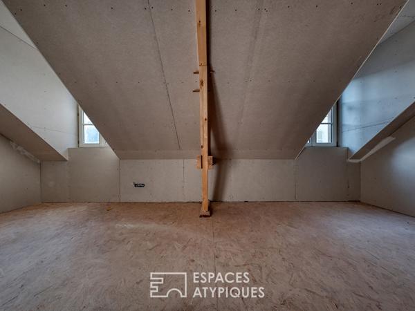 Anciennes écuries revisitées, au coeur d’un quartier prisé d’Orléans