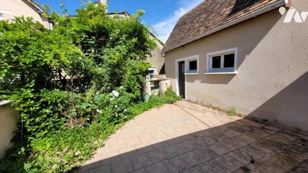 MALICORNE SUR SARTHE : MAISON avec garage et sur terrain 207 m²