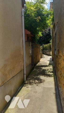 MALICORNE SUR SARTHE : MAISON avec garage et sur terrain 207 m²