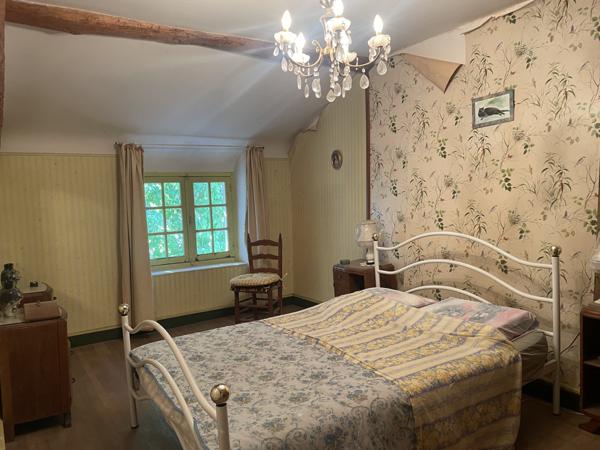 MAISON DE CAMPAGNE AU CALME // ST JEAN DE SAUVES