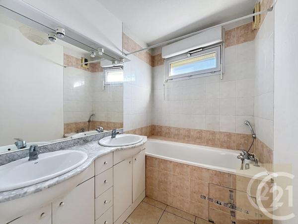 Appartement T3 à vendre  3 pièces - 59,20 m2 BEZIERS - 34