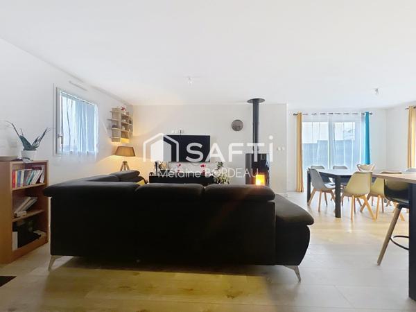 Maison récente, 5 chambres écoles et commerce à pied