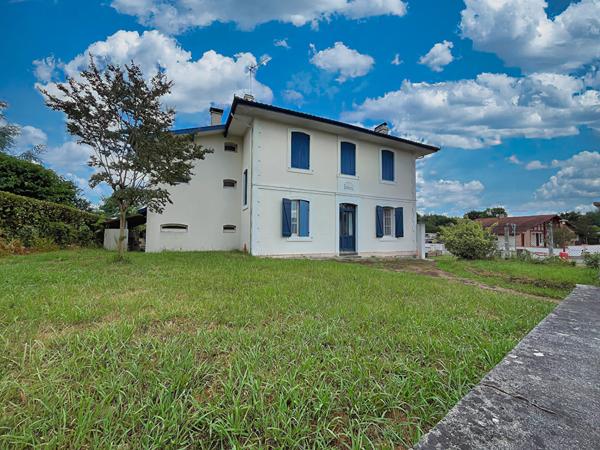 Maison Seyresse 6 pièce(s) 220 m2