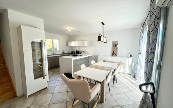 Maison à vendre    4 pièces •  Sommières