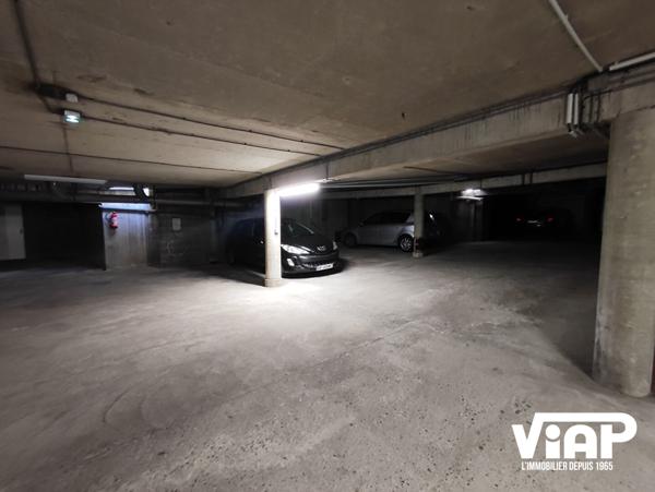 PARKING PROCHE ST SURIN , Limoges PARKING PROCHE ST SURIN , Limoges