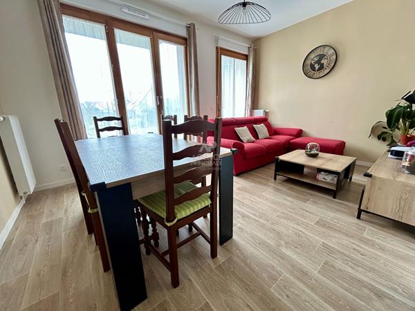 Appartement Carrières-sous-poissy 3 pièce(s) 69 m2 269 900 € **  - Référence  9248