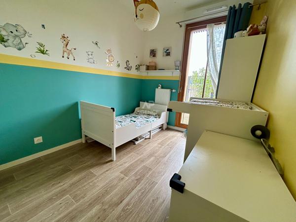 Appartement Carrières-sous-poissy 3 pièce(s) 69 m2 269 900 € **  - Référence  9248