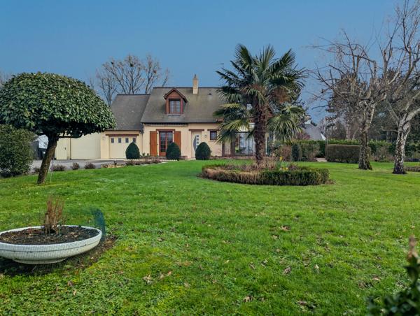 Laval (53000) MAISON GRANDE PARCELLE LAVAL 53000