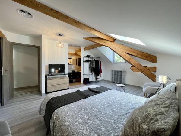 Maison 8 pièces - 298 m²