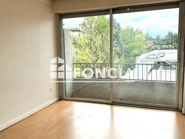 Location Appartement 5 pièces 112.84 m² - 14 BIS, PLACE PRAX-PARIS Montauban 82000