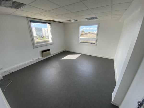 Local professionnel à louer à Boulogne-sur-Mer dans le Pas-de-Calais (62200), ref : 62055-L244