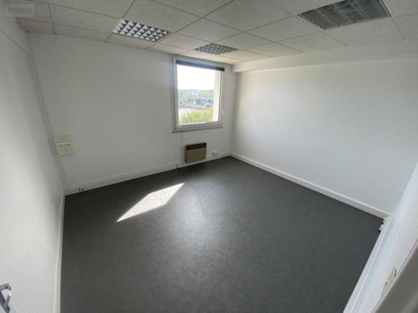 Local professionnel à louer à Boulogne-sur-Mer dans le Pas-de-Calais (62200), ref : 62055-L244
