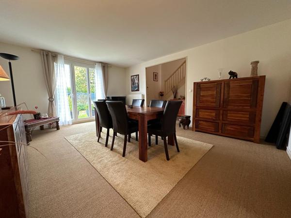 Maison à SAINT-PAVACE, 72190 - 6 pièces 165m²